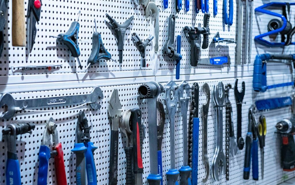 garage organize tools5