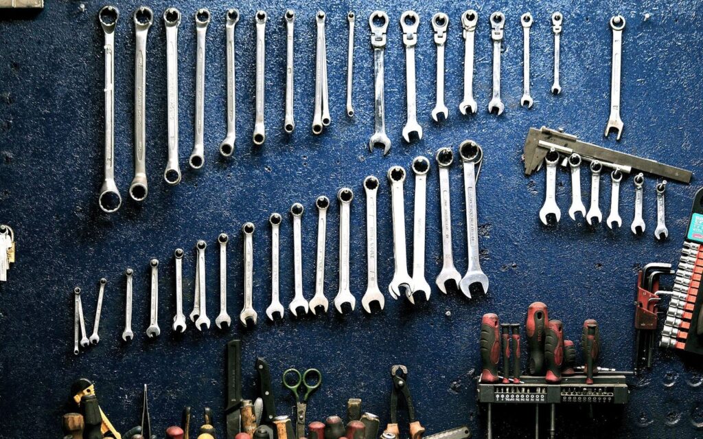 garage organize tools6